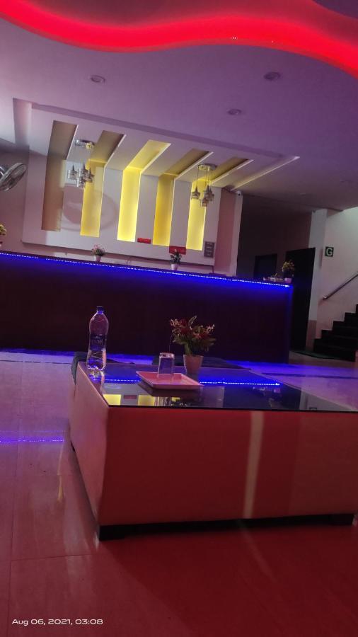 Hotel Kb Square Near Chandigarh Railway Station Zewnętrze zdjęcie