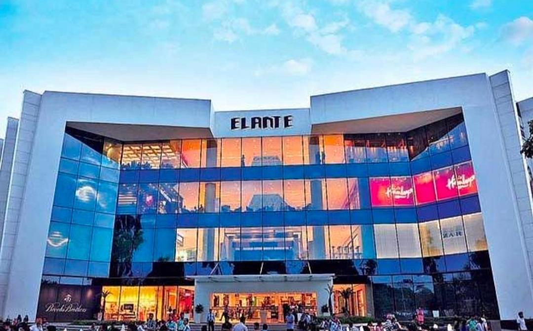 Hotel Kb Square Near Chandigarh Railway Station Zewnętrze zdjęcie
